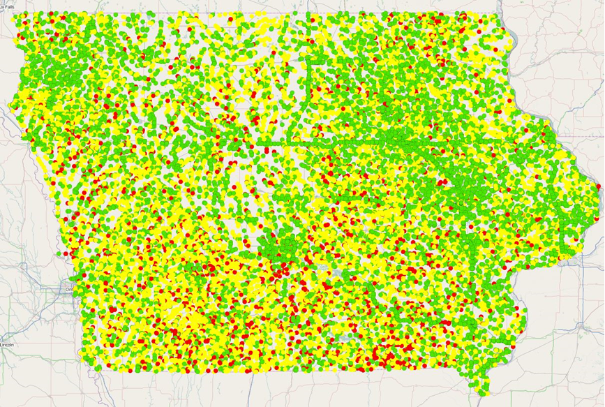 screenshot of a map of Iowa from the IADOT map portal marked with green, yellow, and red circles which displays the location and condition of bridges